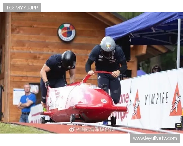 中国雪车队队员：汇聚所有勇气为米兰赛场国歌嘹亮