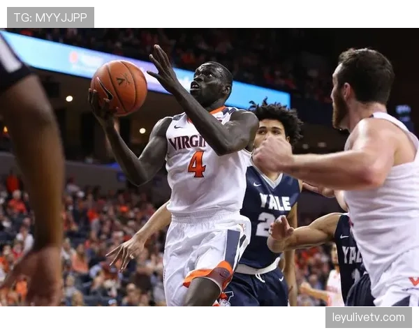 灰熊队核心后卫因高速攻防转换中膝盖过度使用缺席，队医提示风格演化下的新伤病风险