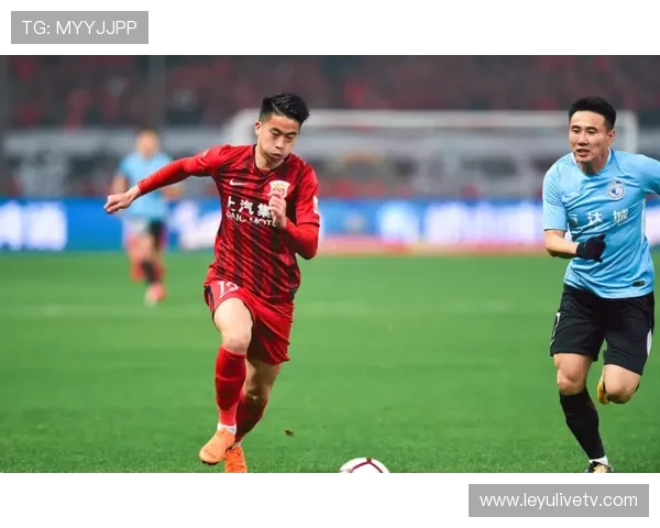 中国球员张家鸣从伯恩利租借加盟塞尔维亚沃日多瓦茨足球俱乐部